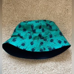 Summer hat: Reversible